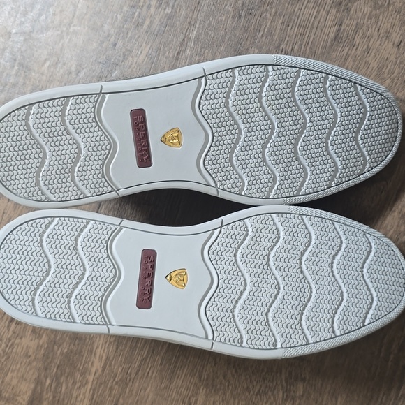 SPERRY Men's Gray and Red Sneakers Top Sider Gold Cup Sz 11 - Picture 4 of 5